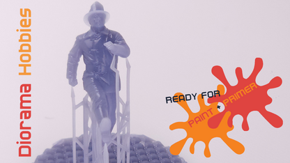Figure - Firefighter Running [1910 - 1940] - N, HO, S and O Scales