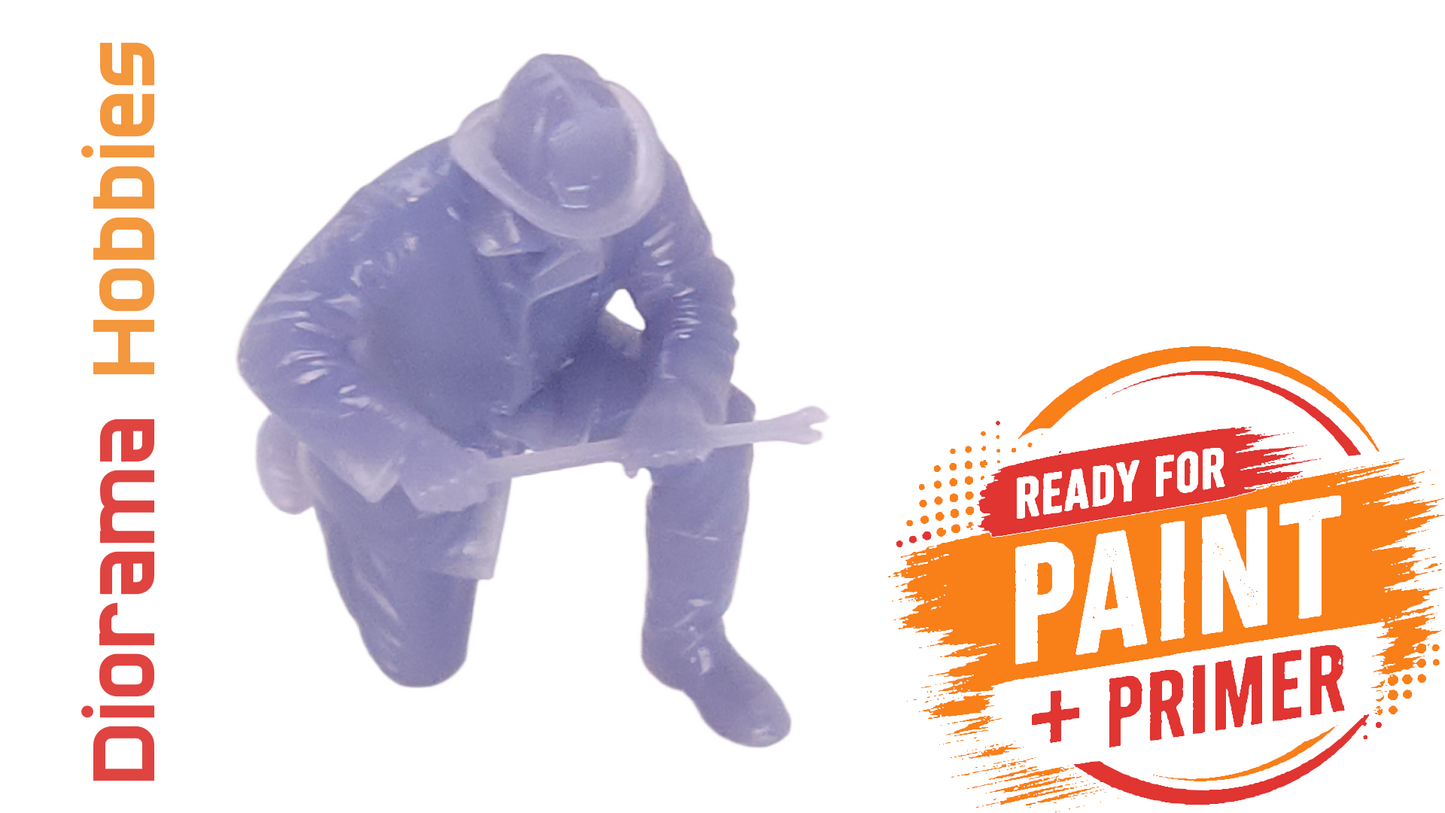 Figure - Firefighter Opening Fire Hydrant [1910 - 1940] - N, HO, S and O Scales